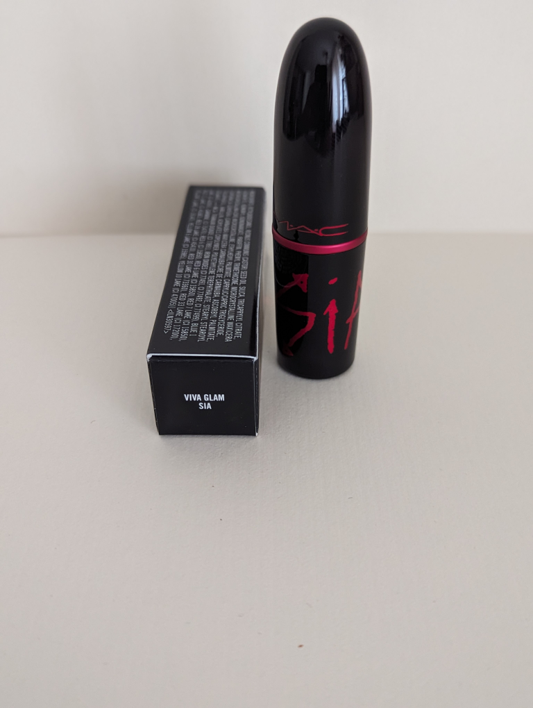 💰 MAC Viva Glam Sia - Matte Lipstick image indicator(2)