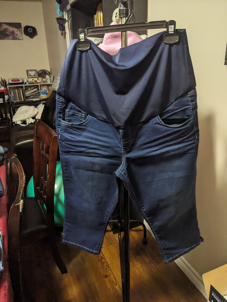 Maternity clothes size XL $40