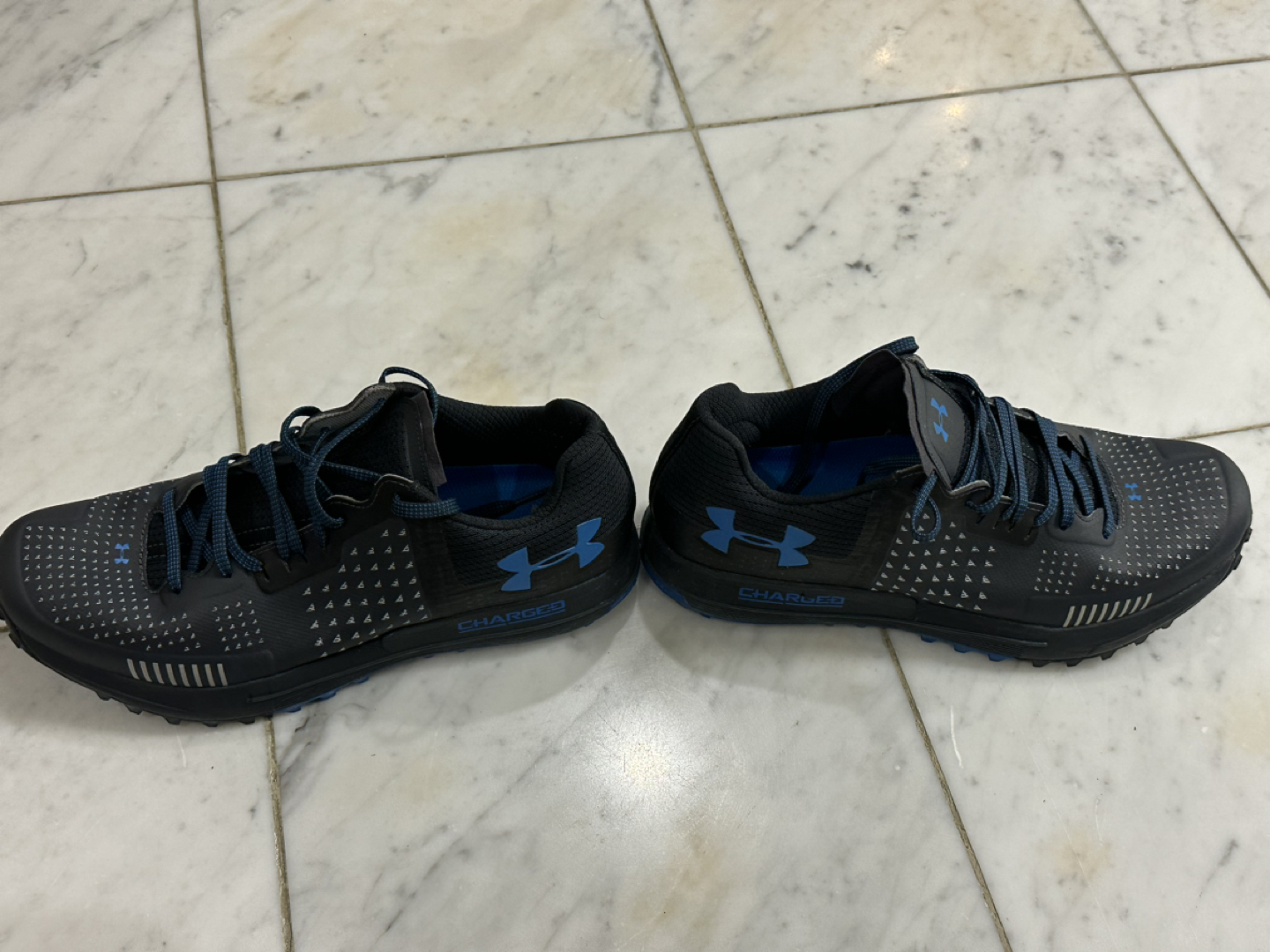 Under armour trail running shoes (11.5 US Mens) - photo 4