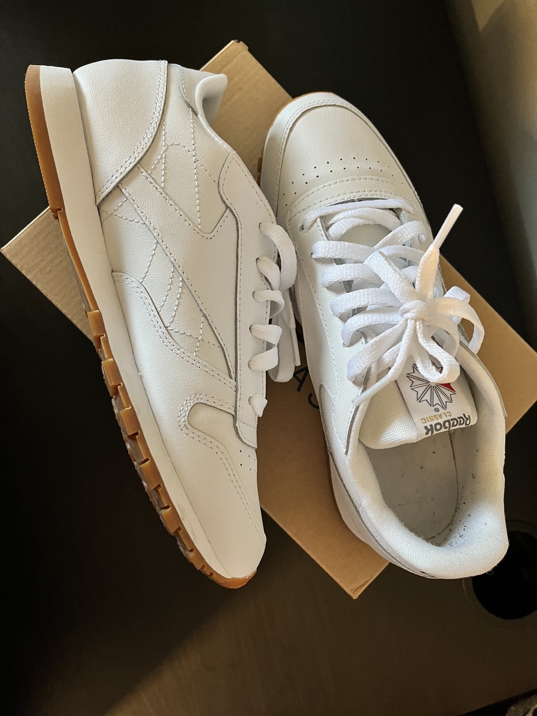 Classic Reebok Leather Shoes - photo 3