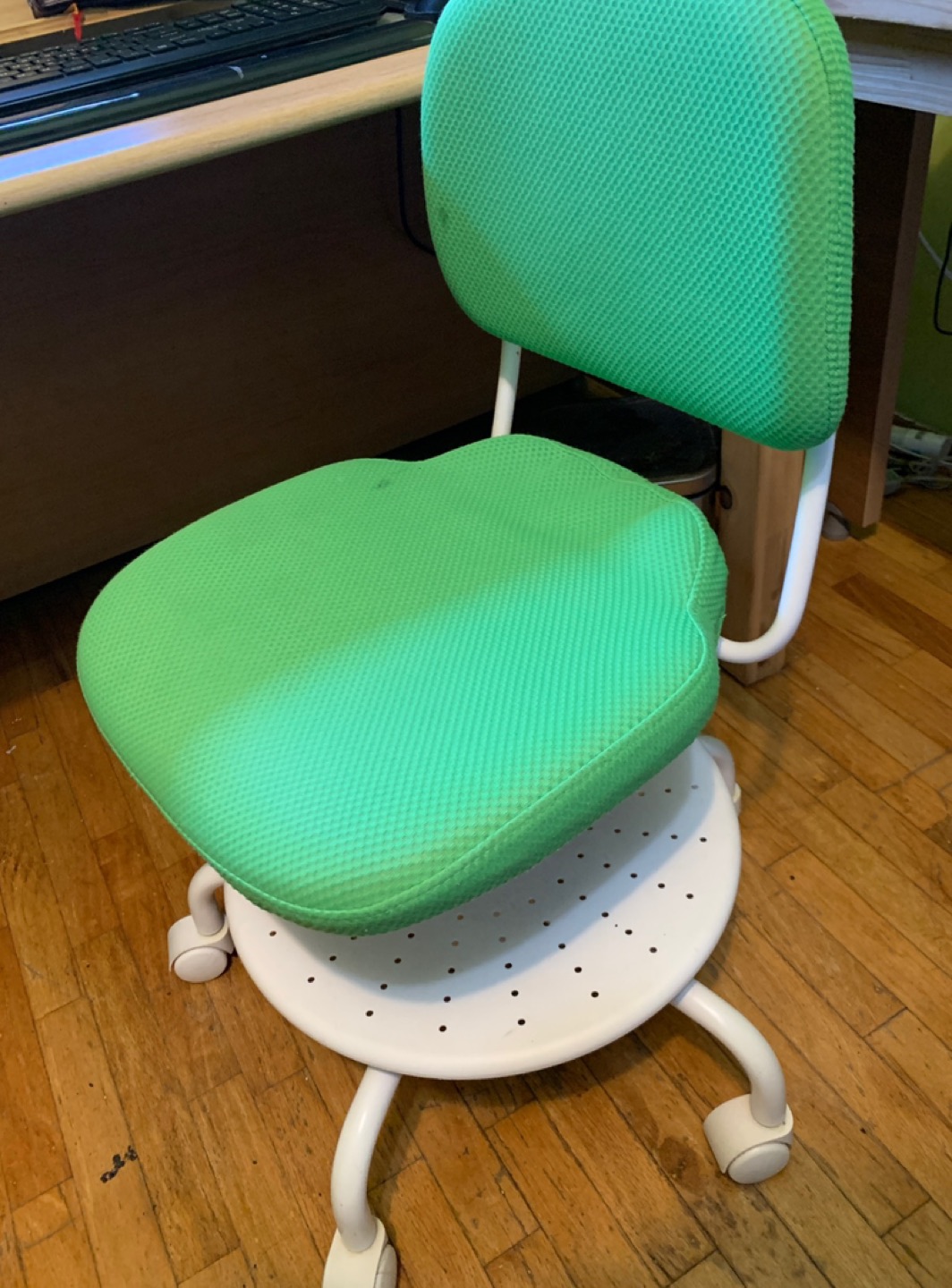 Chair thumbnail