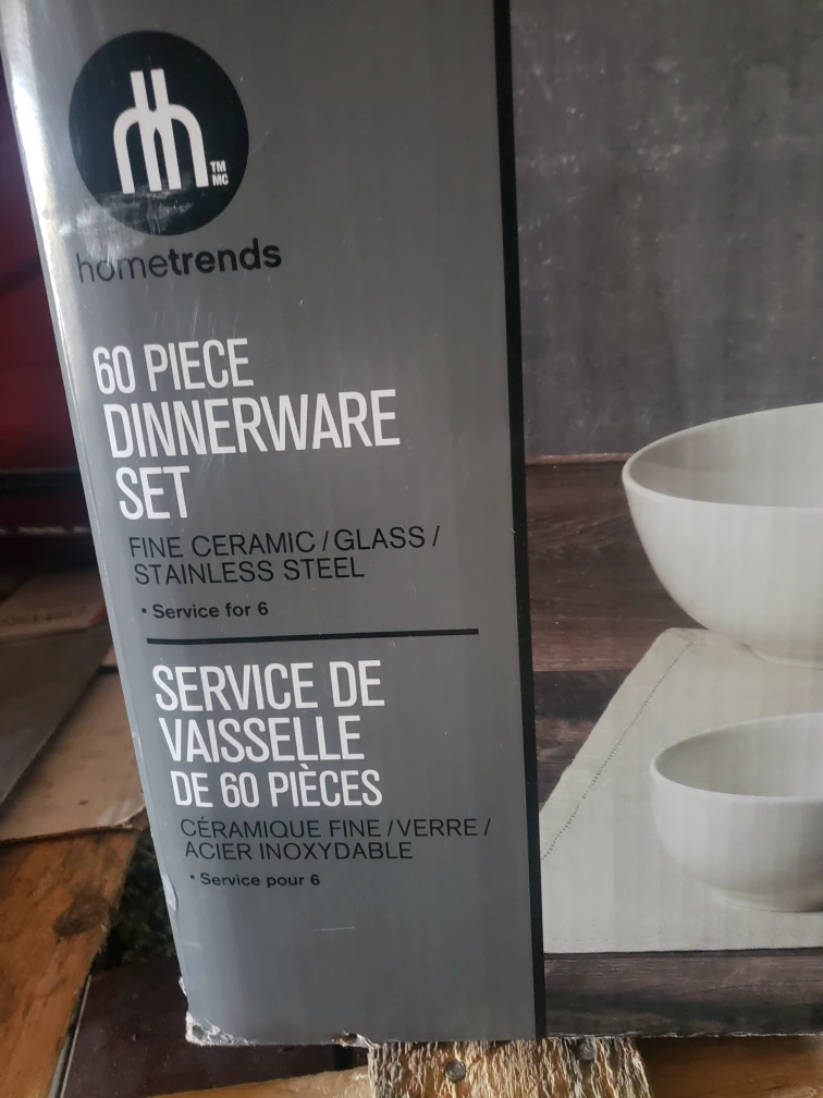 Hometrends 60 piece white dinner set - photo 3