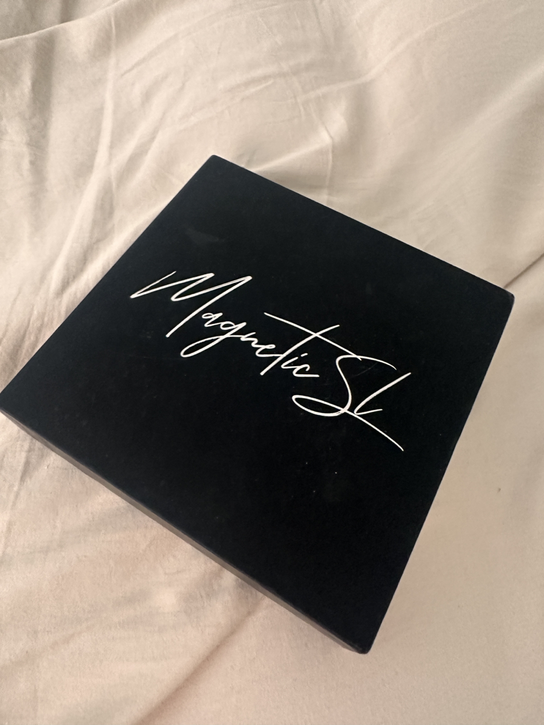#freecycle- Never used Magnetic eyelash set