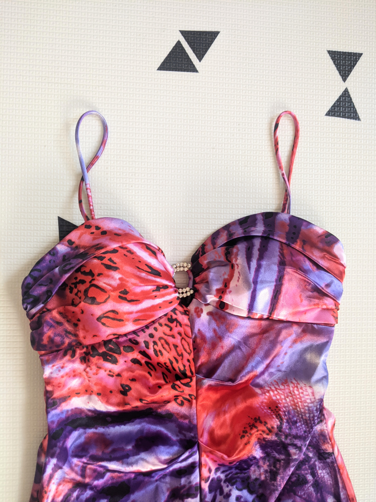 New Laura Petites Satin Printed Sweetheart Neckline Prom Dress image indicator(5)