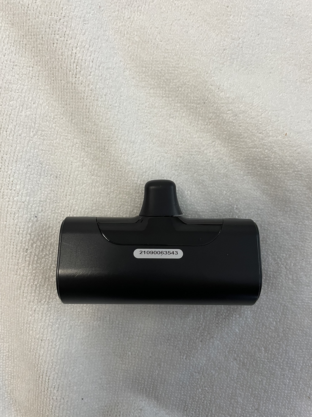 Portable iPhone charger - photo 2