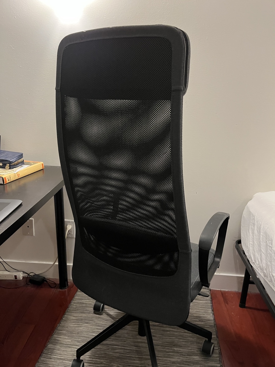 Ikea Markus office chair - photo 3