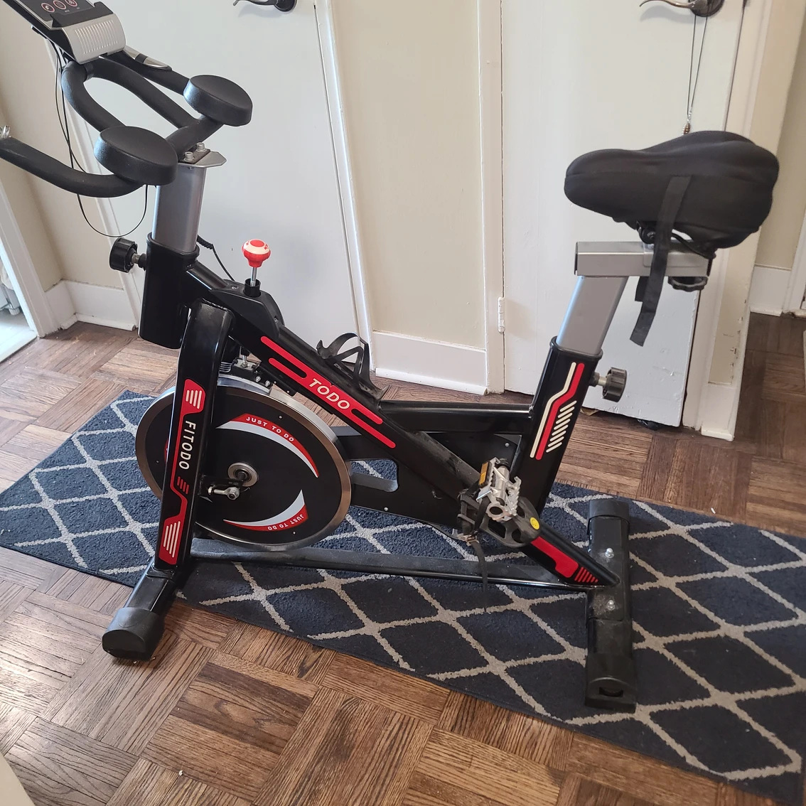 Exercise Bike (READ DESCRIPTION pic4 &5) thumbnail