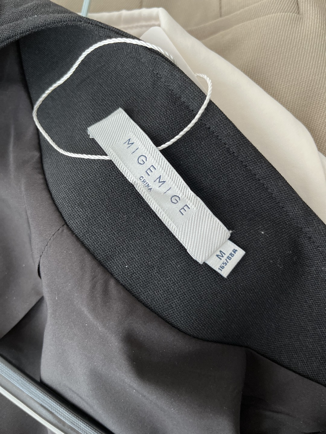 All New Black Blazer - Designer style & quality - photo 4