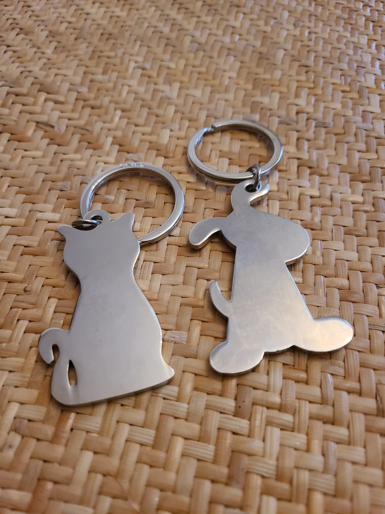 Things Engraved Cat & Dog keychains | NEW $10 for both image indicator(3)