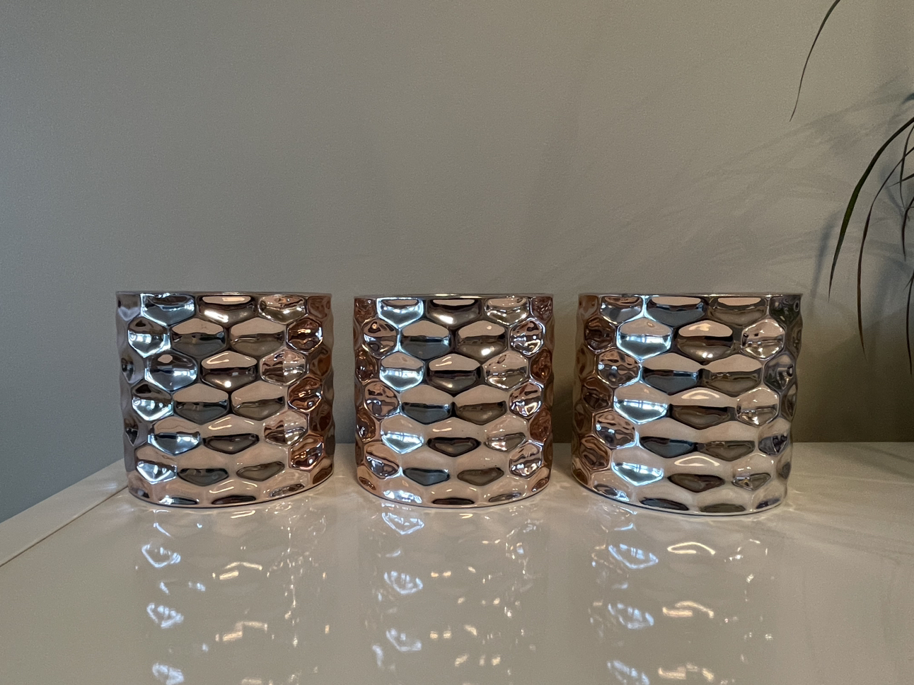 Rose gold plant pots thumbnail
