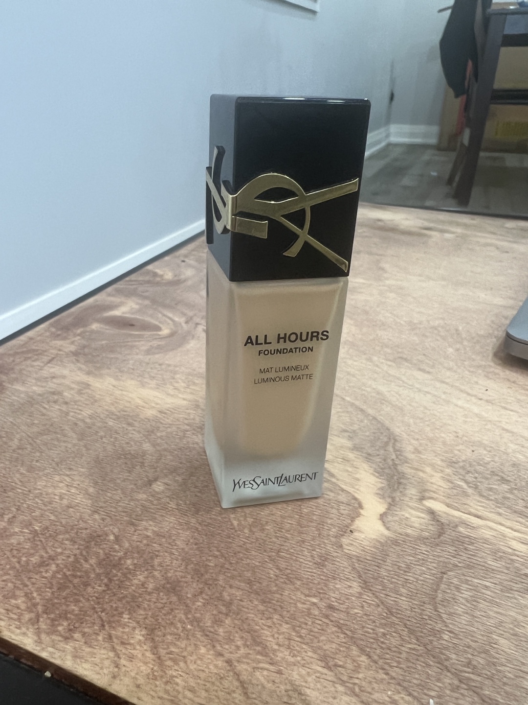 YSL All Hours Foundation
