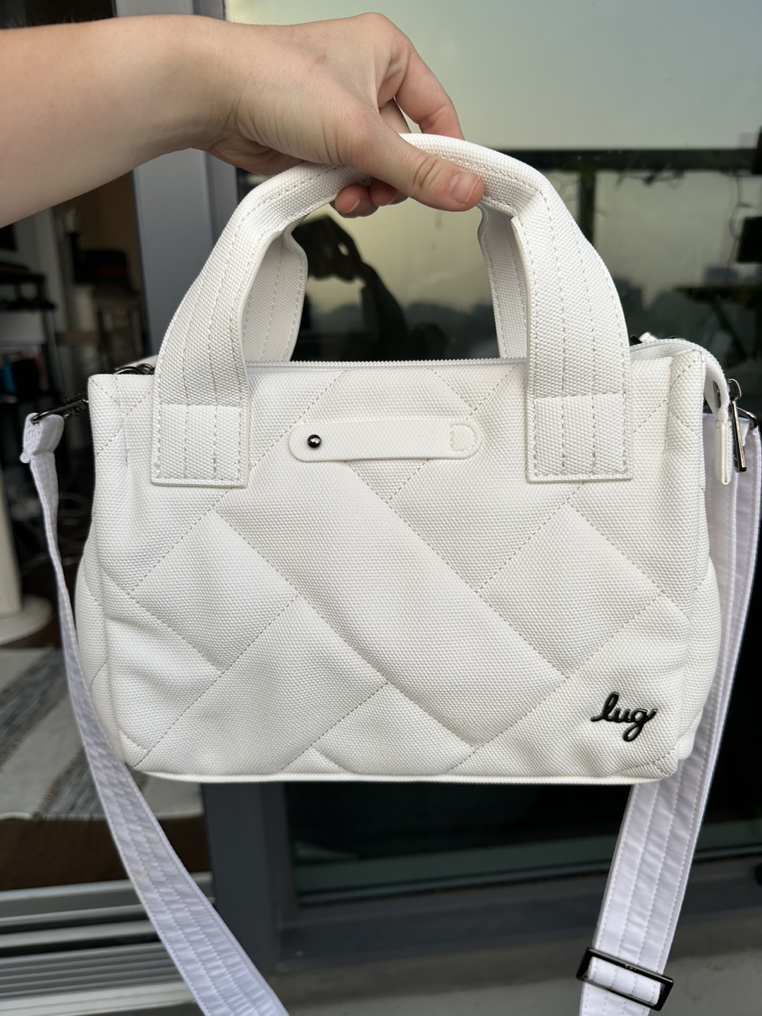 Lug Jitterbug Luxe VL Crossbody Purse