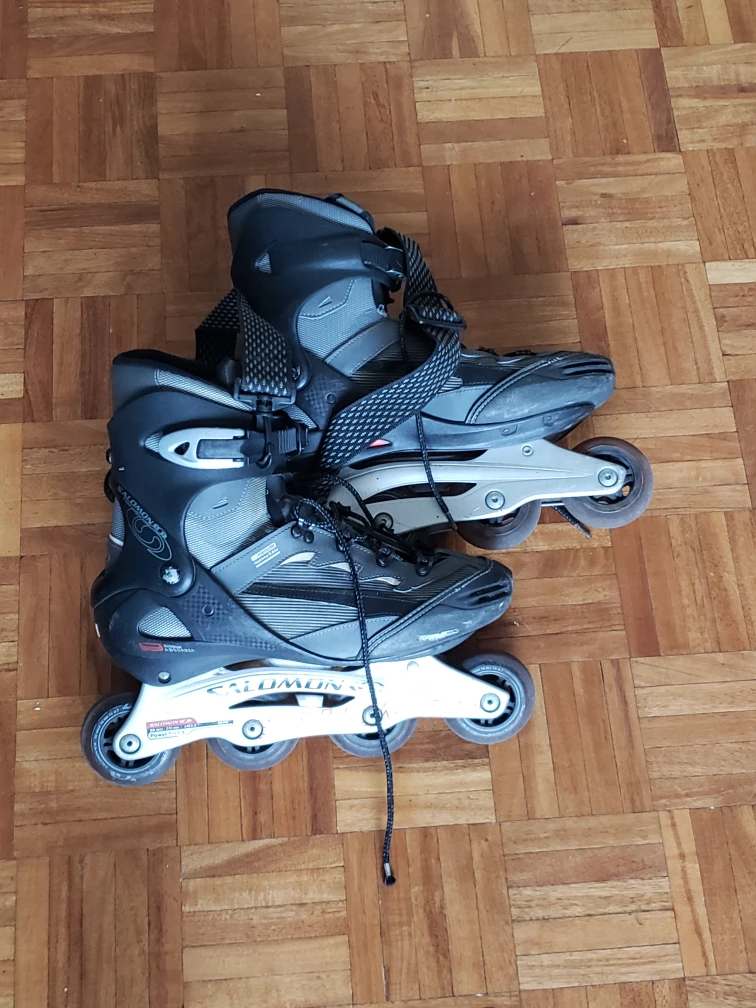 Salomon men in-line skates with carrying bag