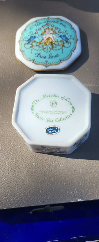 small wooden cabinet image indicator(3)