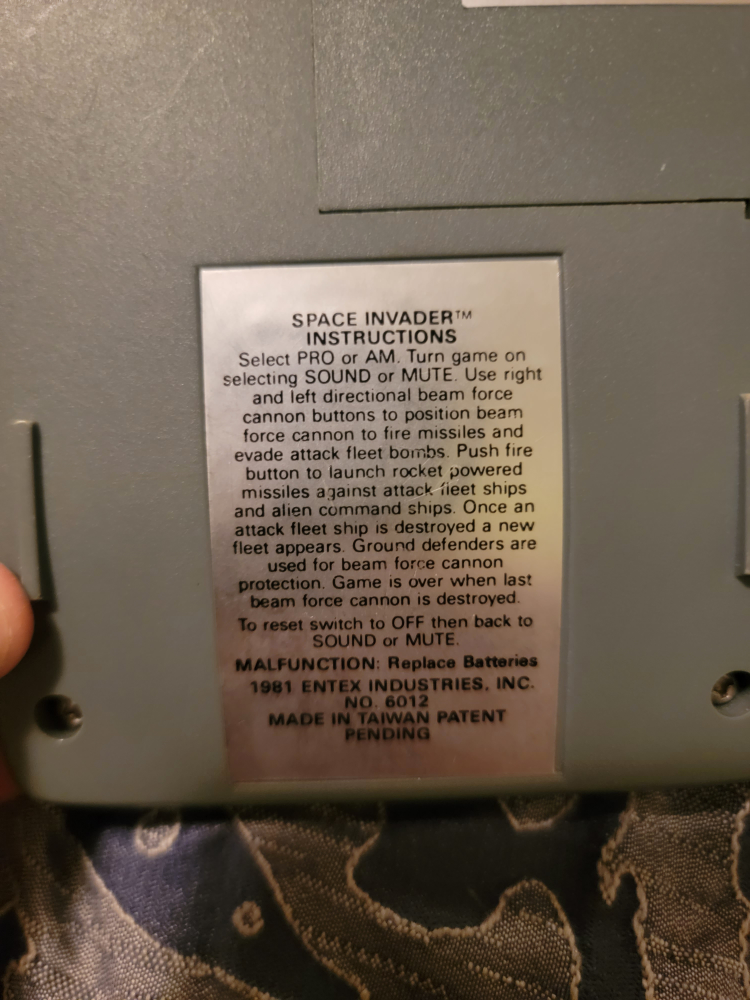 Entex space invaders 1981 works perfect rare! image indicator(5)