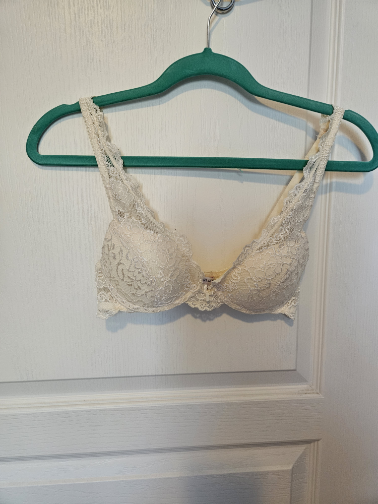 Lace bra