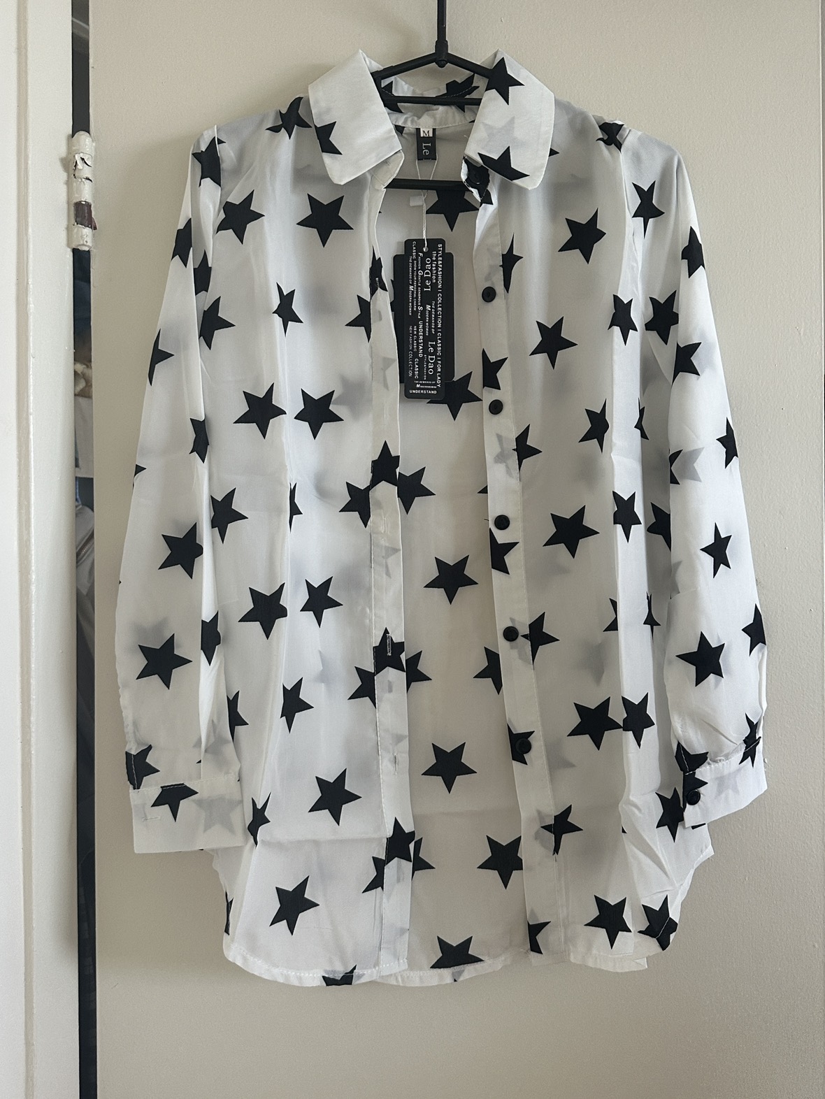 New star pattern women’s blouse black and white shirt
