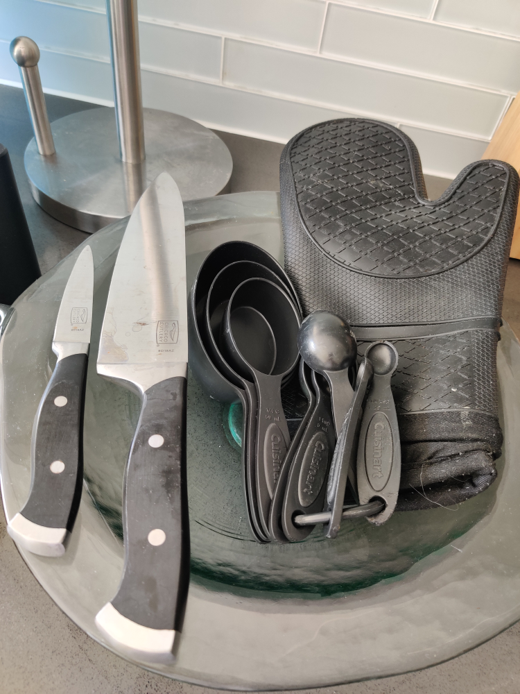 Assorted Cookware $20 TOTAL - photo 4