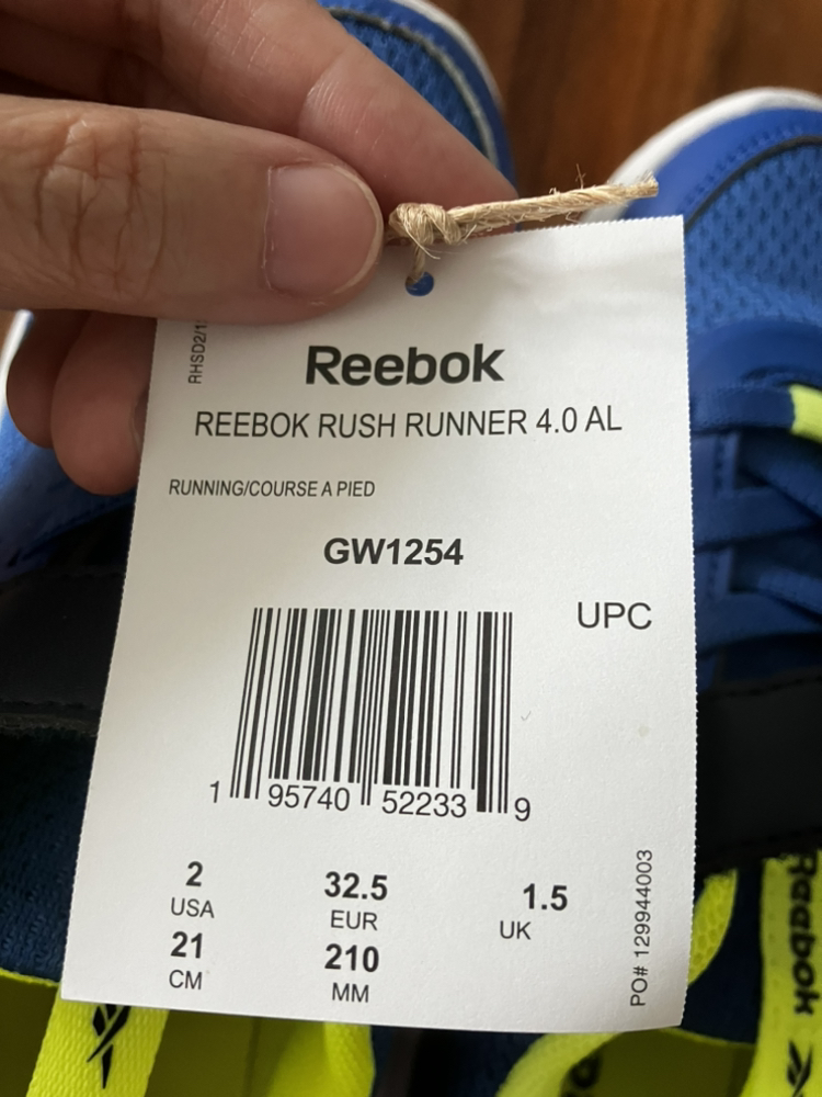 BNWT Reebok Size 2Y Running Shoes - photo 4
