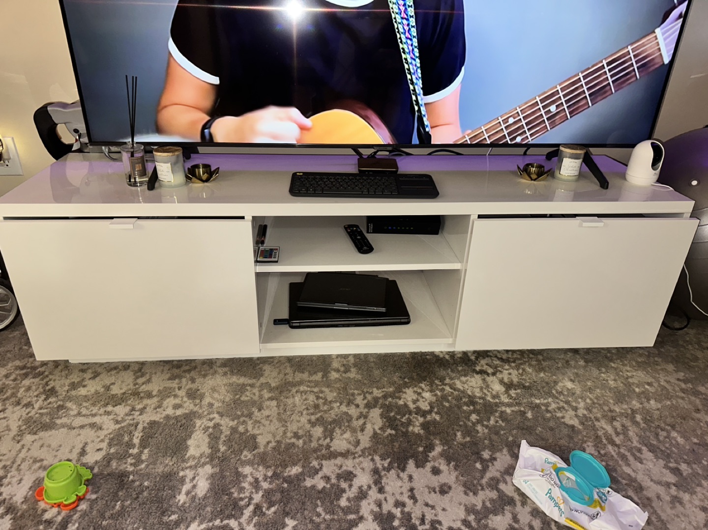 Tv Stand - photo 3