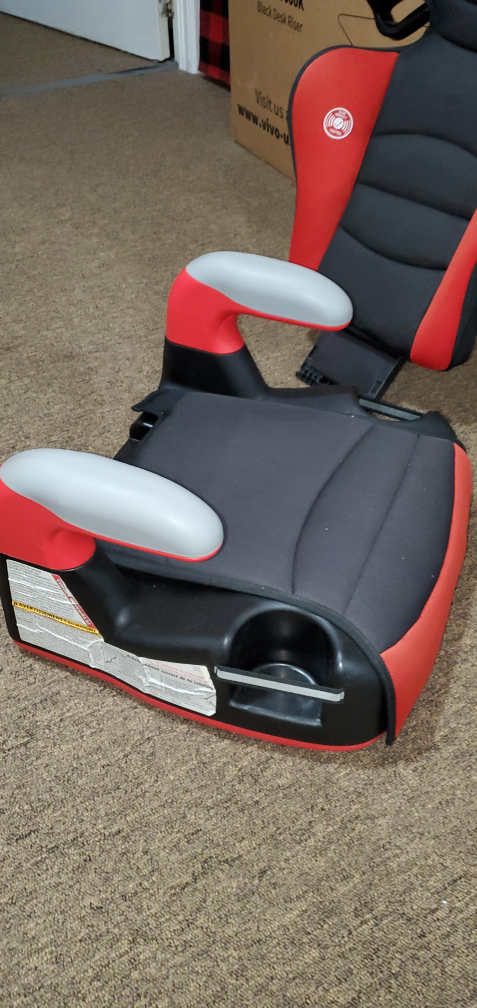 "Evenflo" child car booster seat. - photo 2