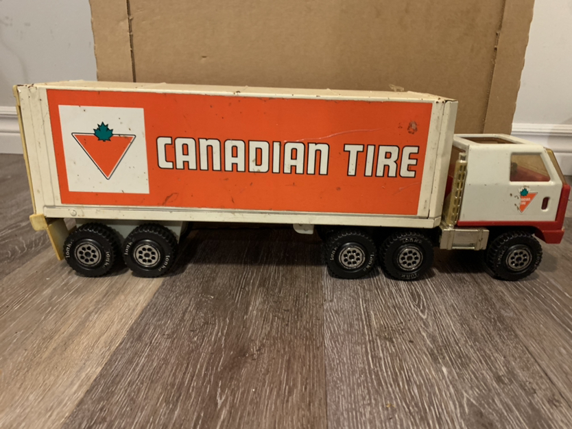 Vintage 1978, Canadian Tire tractor trailer by Tonka image indicator(2)