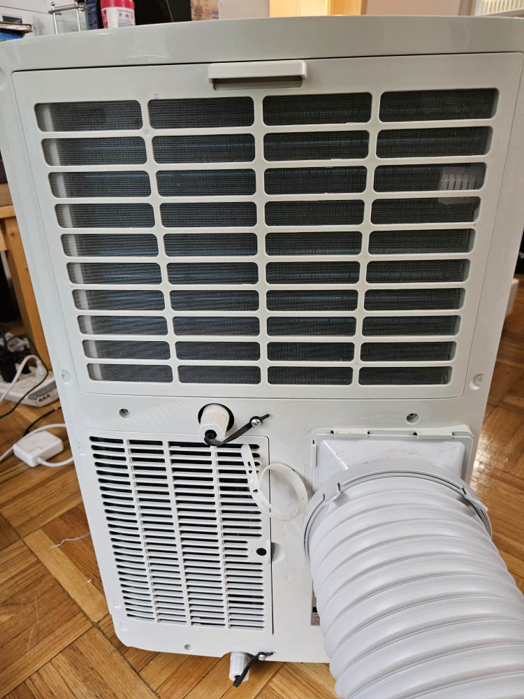 [2 weeks use only] LG Portable Air Conditioner 7000 BTU image indicator(2)