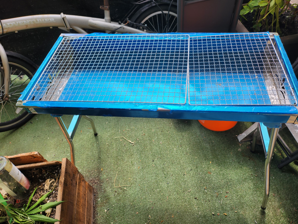 portable charcoal barbeque