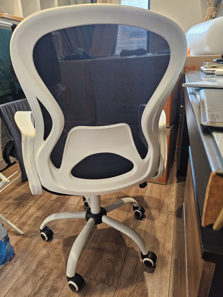 Chair - photo 2