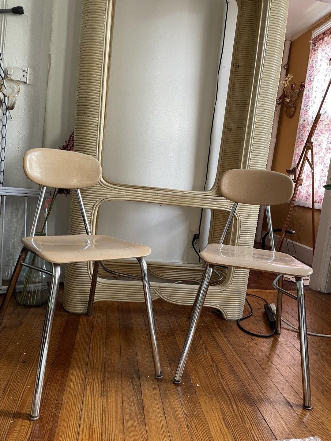2 vintage melsur chairs