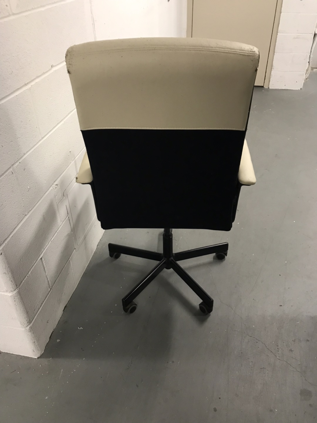 Cream Leather High Quality Office Computer Chair Comfy Supportab - photo 5