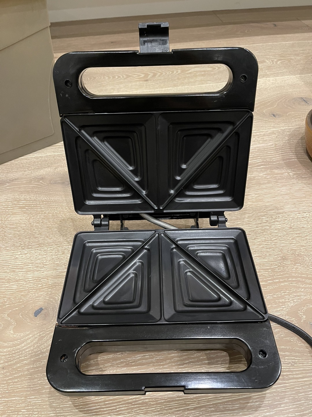 Sandwich maker thumbnail