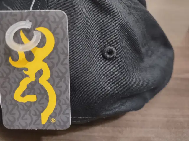 BROWNING Men's Snapback Cap - BRAND NEW with TAG image indicator(5)