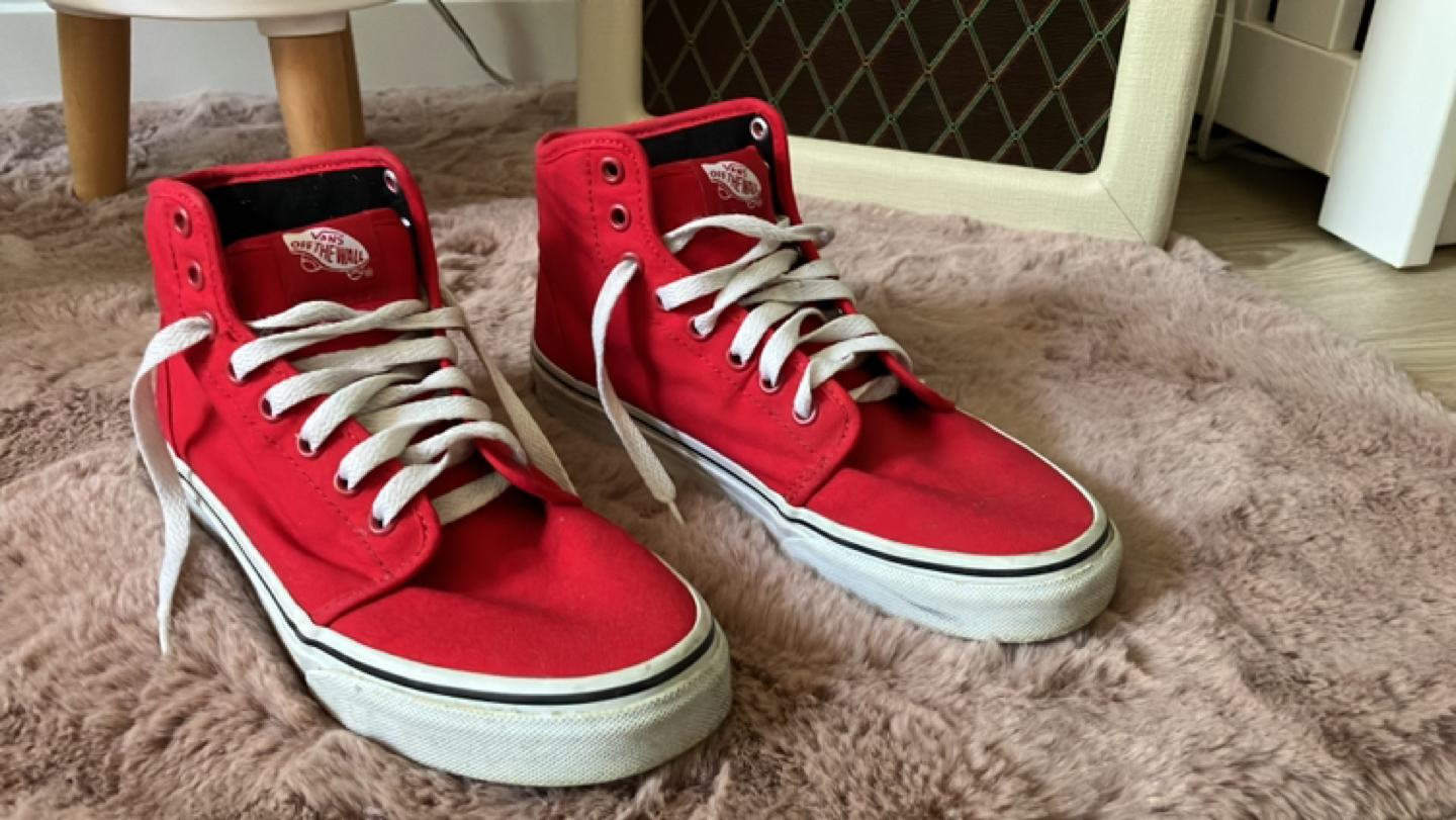 Women’s vans sneakers thumbnail