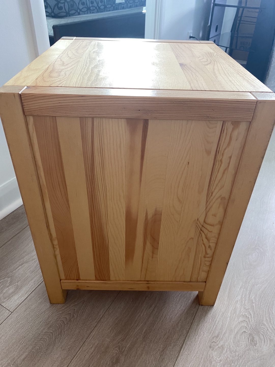 Ikea night stand / side table image indicator(5)