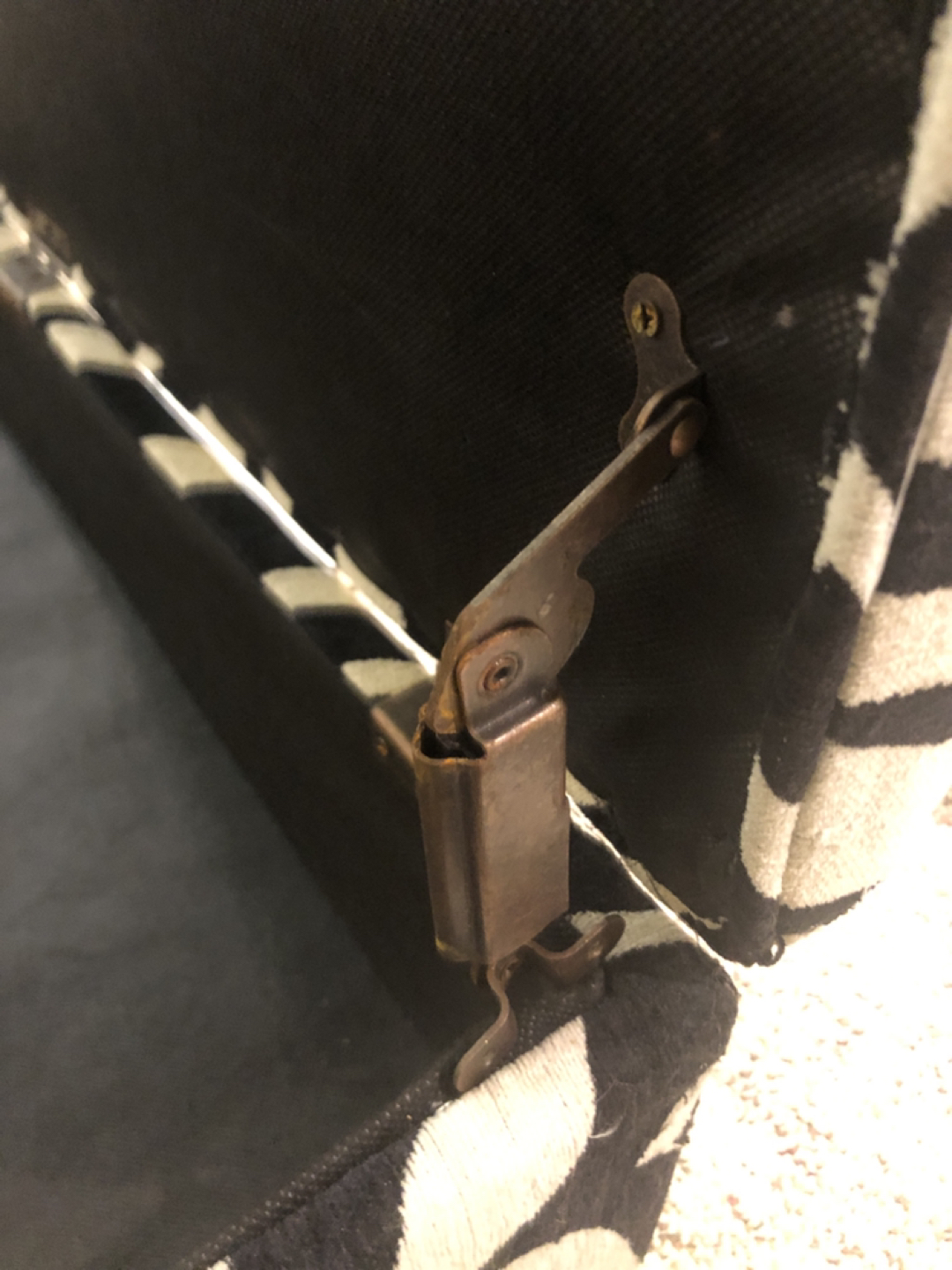 accent piece and storage unit image indicator(3)