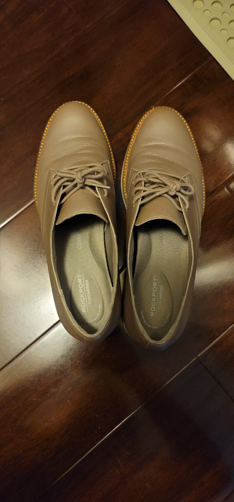 Beigeish Pink Rockport Total Motion Oxford Shoes (Women)