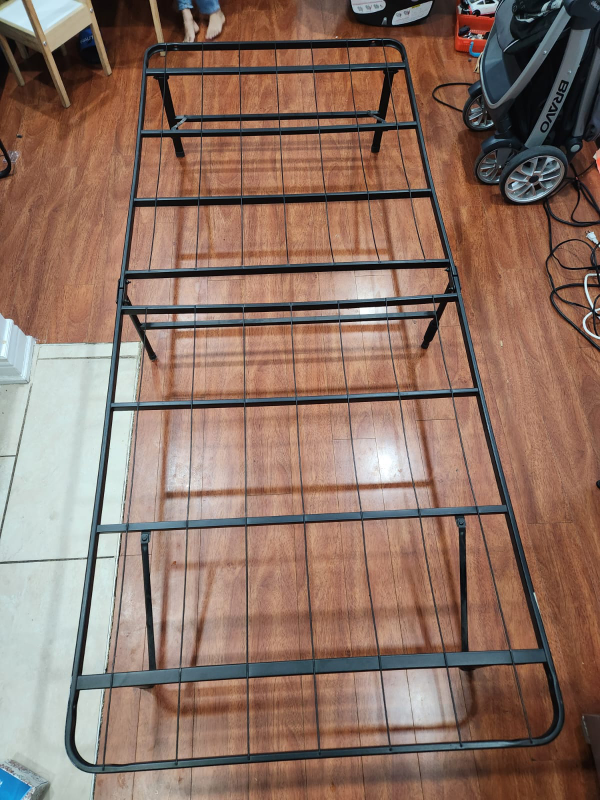 Twin Platform bed frame (must go by August 9th)