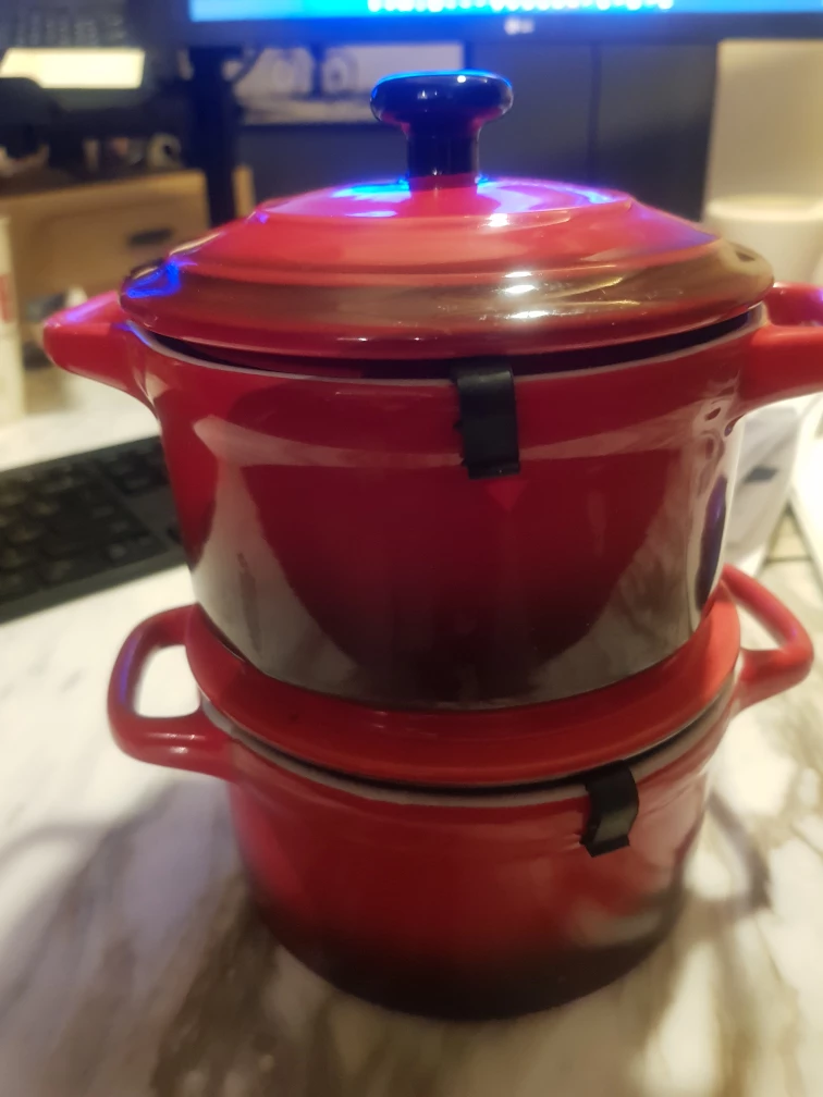 2 x Le Creuset Mini Round Cocottes  (available separately)