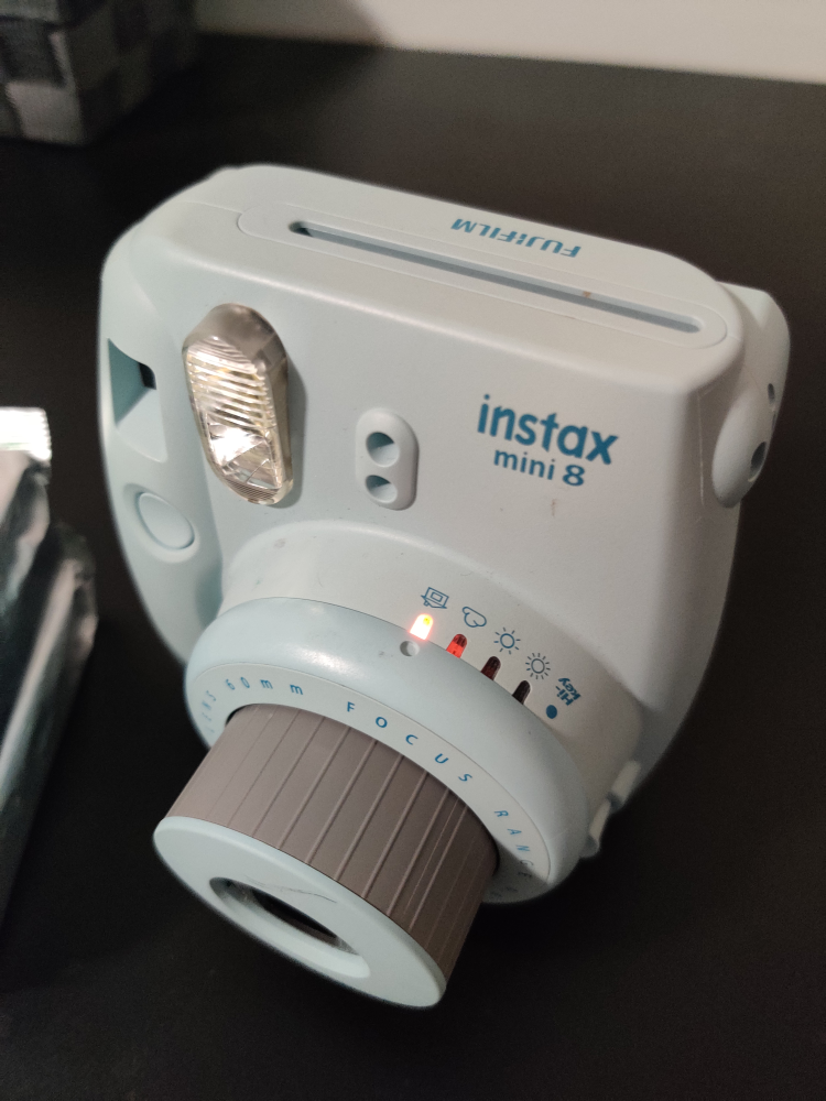 Polaroid Camera - photo 2