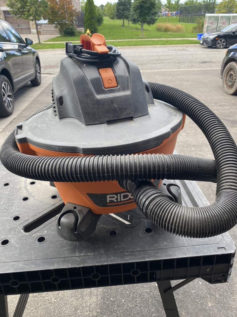 Rigid 9 gallon shop vac