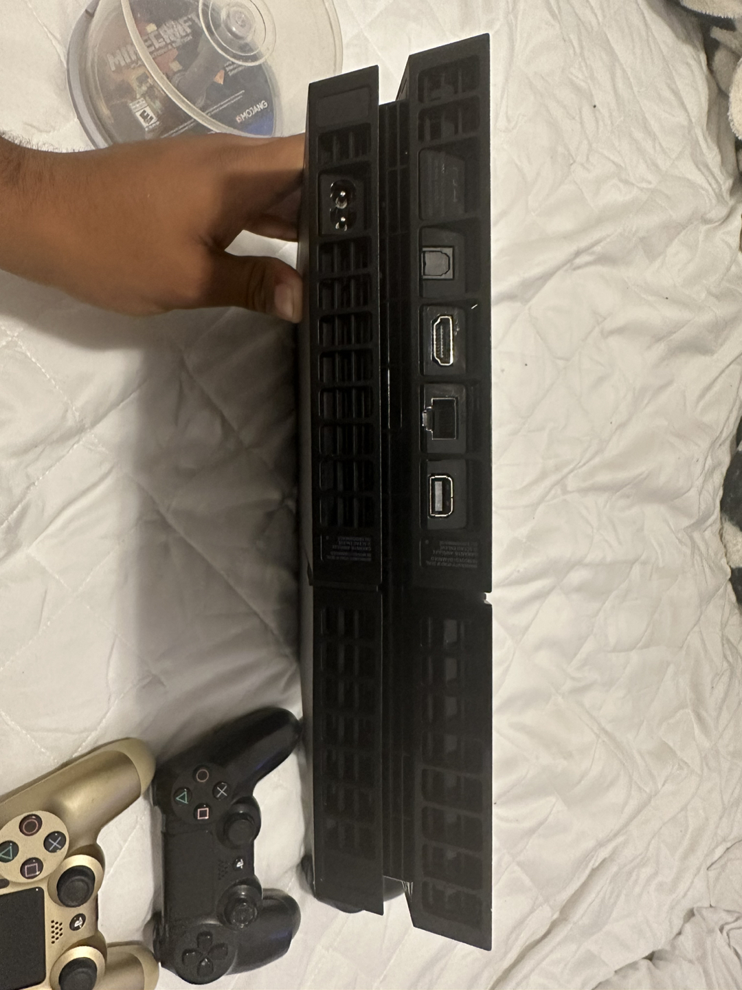 Ps4 with controller and games - photo 3