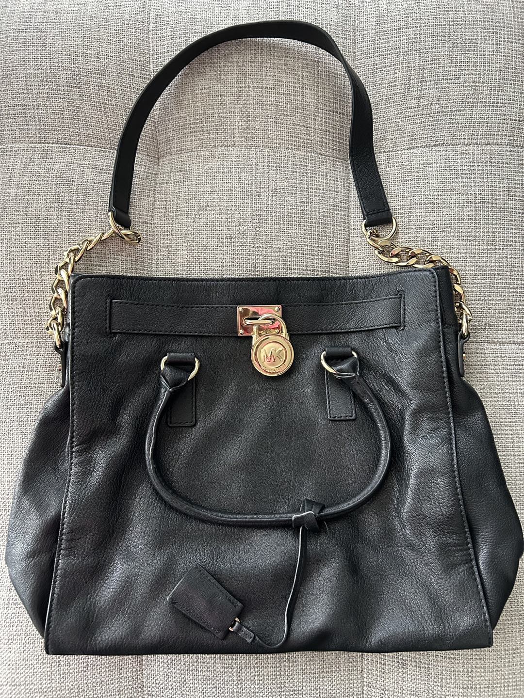 Michael Kors - black leather shoulder bag