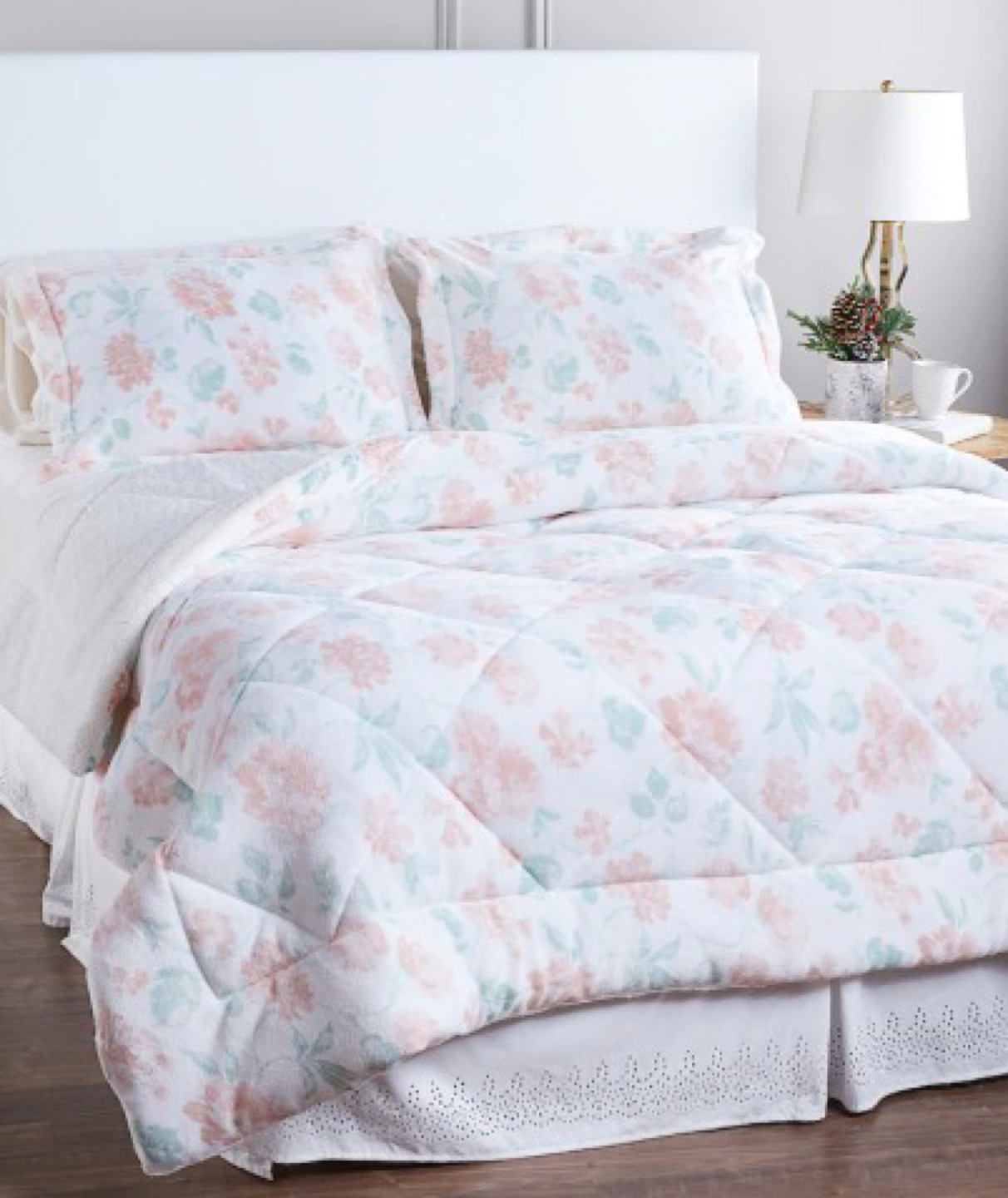 3 pc Mink Comforter and Sham NEW - photo 2