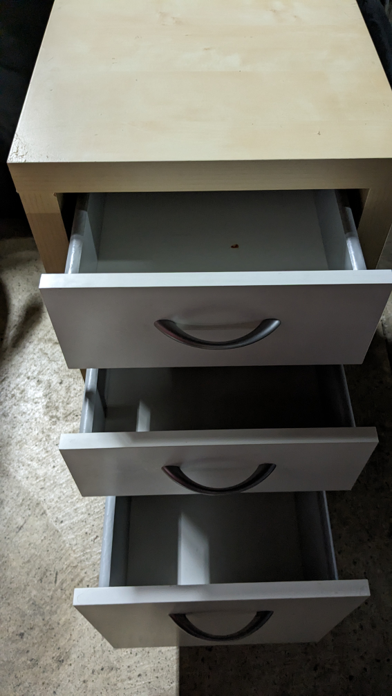 Ikea 3 drawer cabinet on castors  - photo 3