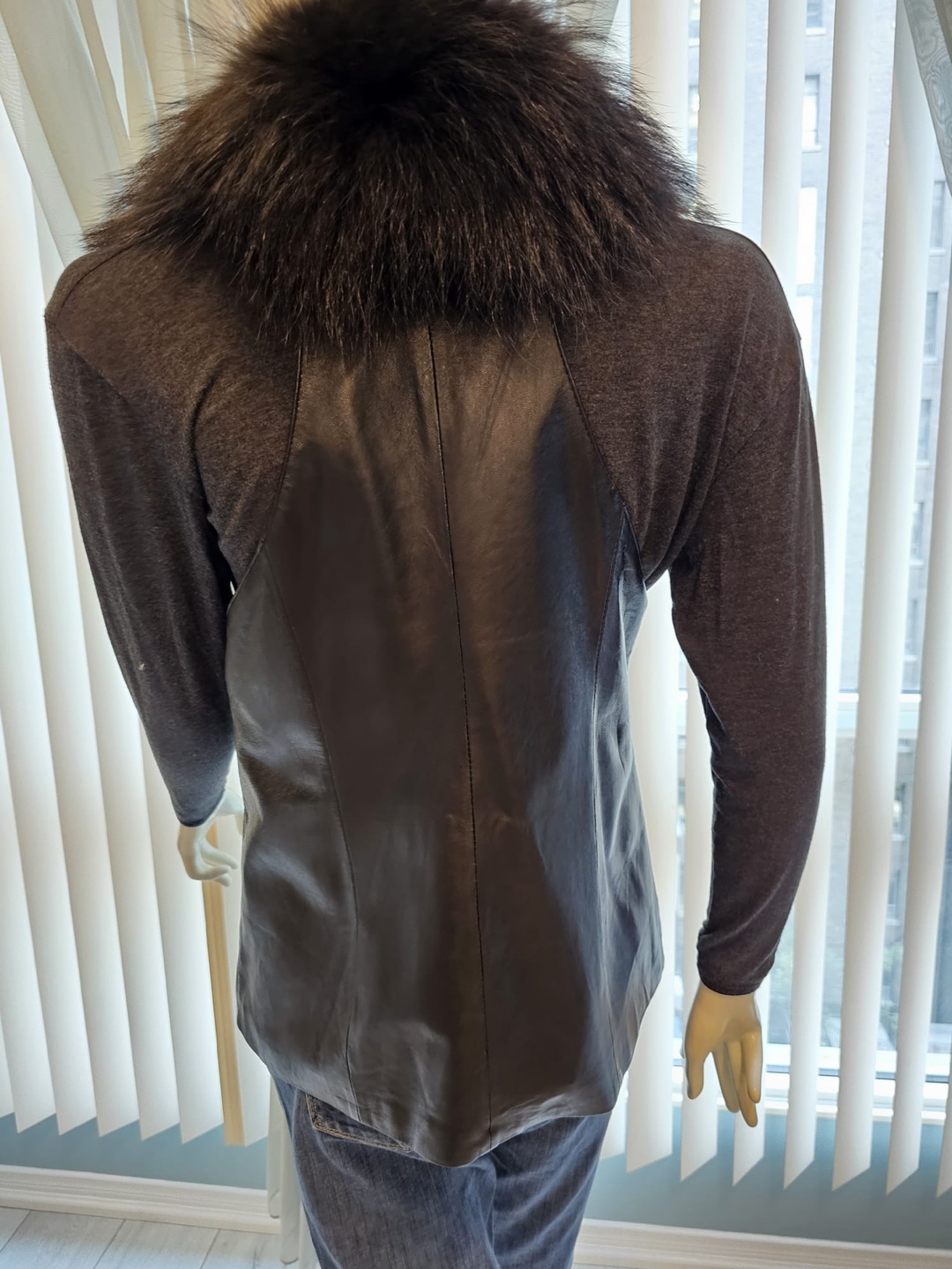 Fox leather vest New York -M image indicator(5)