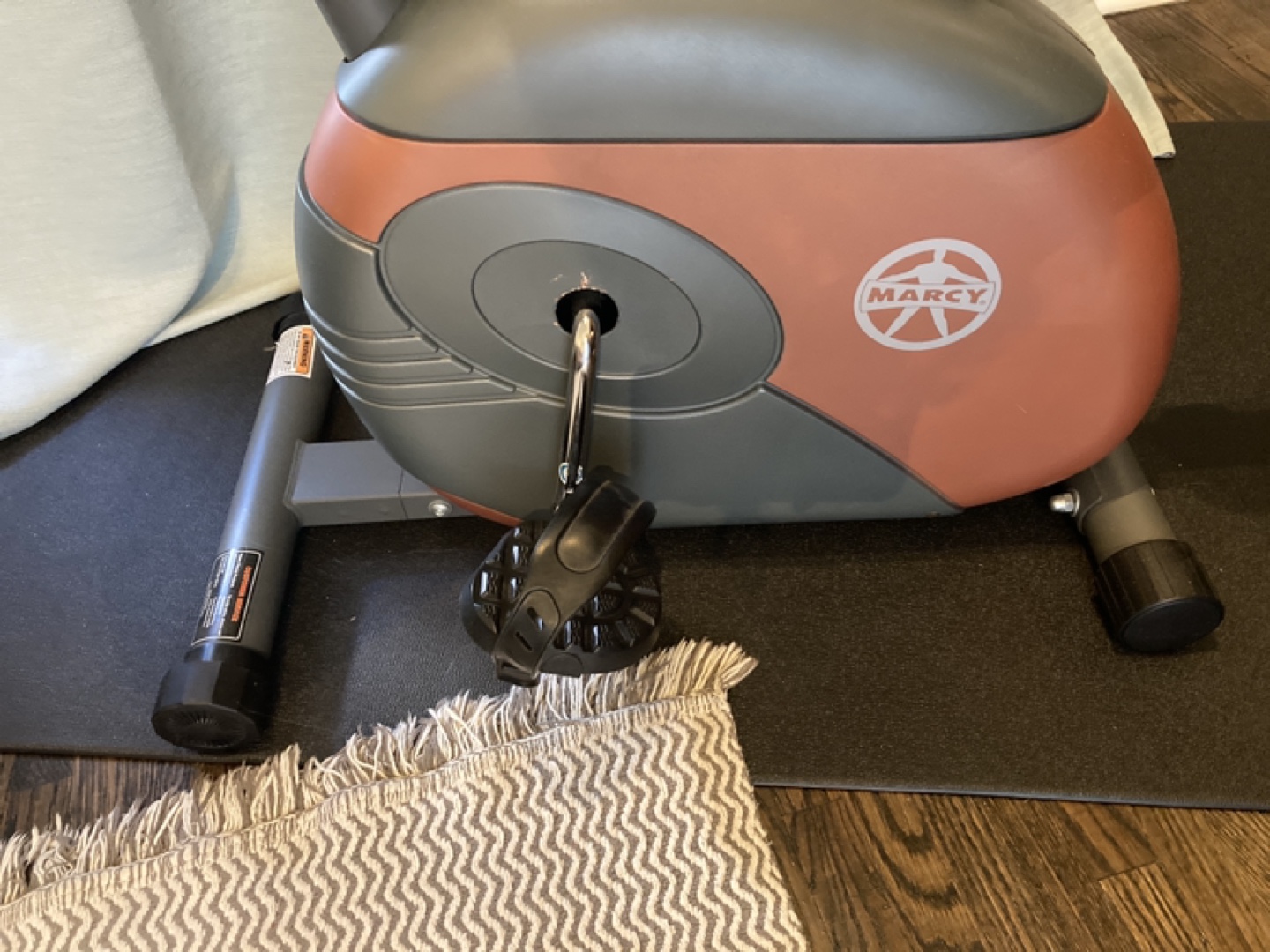 Marcy exercise bike - photo 4