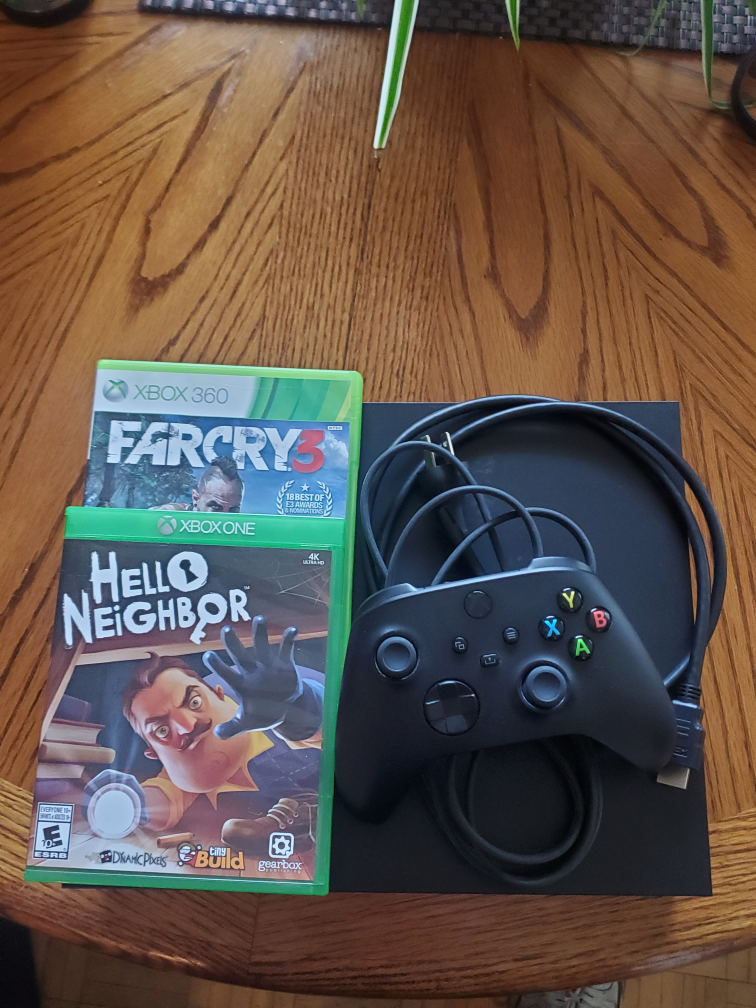 Xbox One X 1 Tb + Controller + 2 Games - photo 2