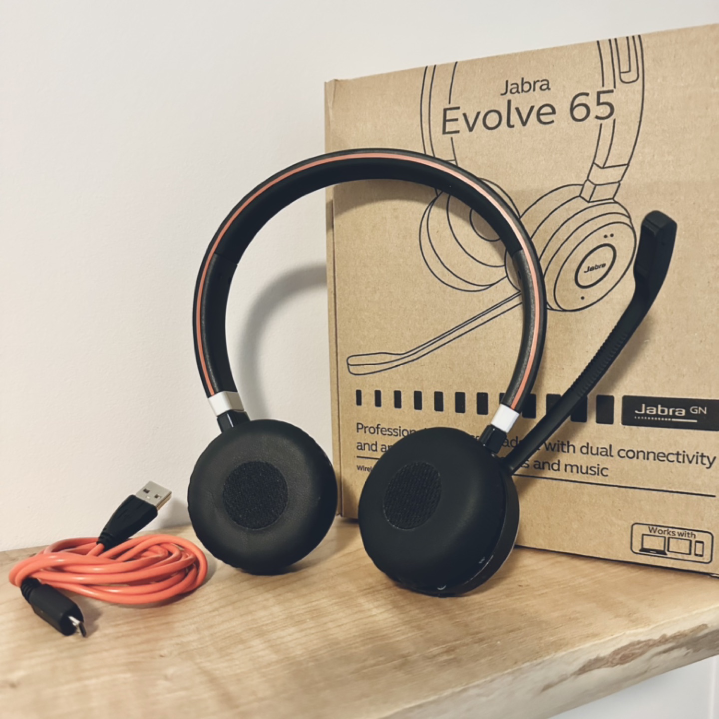 Jabra Evolve 65 UC Wireless Bluetooth Headset Headphones - New - photo 2