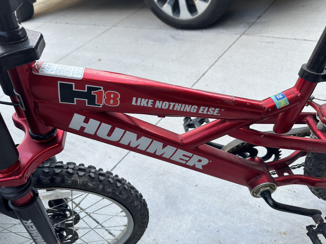 Bicycle with training wheels - photo 4
